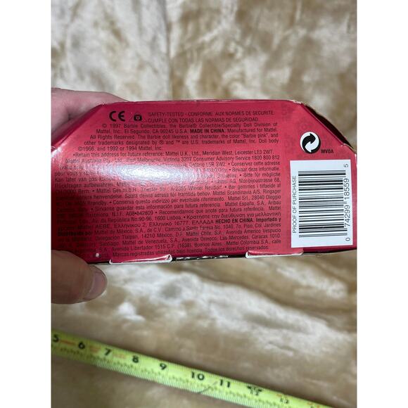 Mattel Chilean Barbie Collector Edition Dolls of the World 2012 NEW old stock - Picture 4 of 7